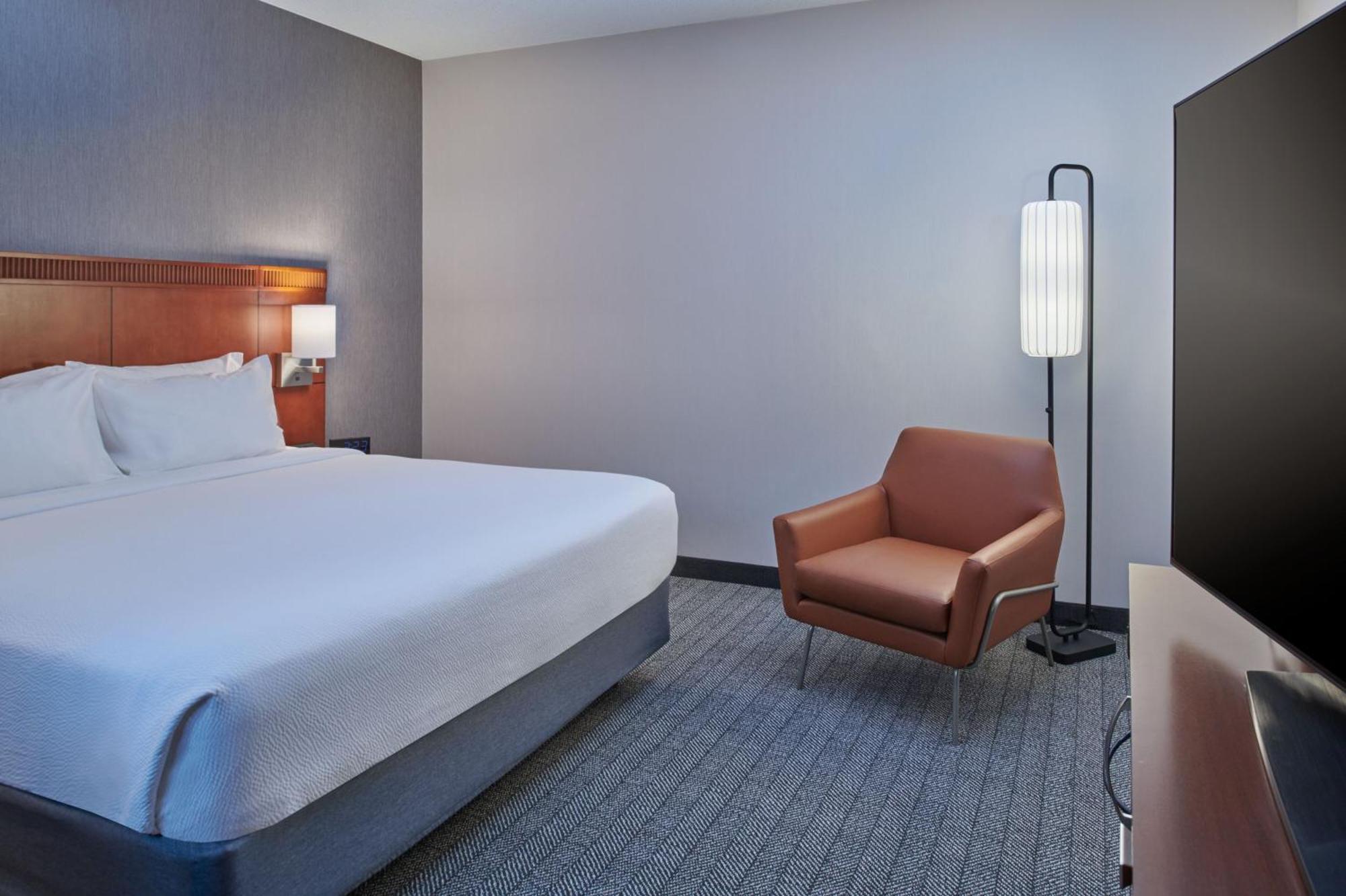 Hotel Courtyard By Marriott Detroit Livonia Esterno foto