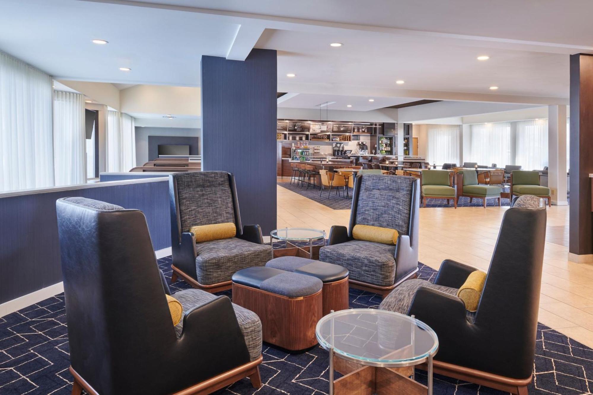 Hotel Courtyard By Marriott Detroit Livonia Esterno foto