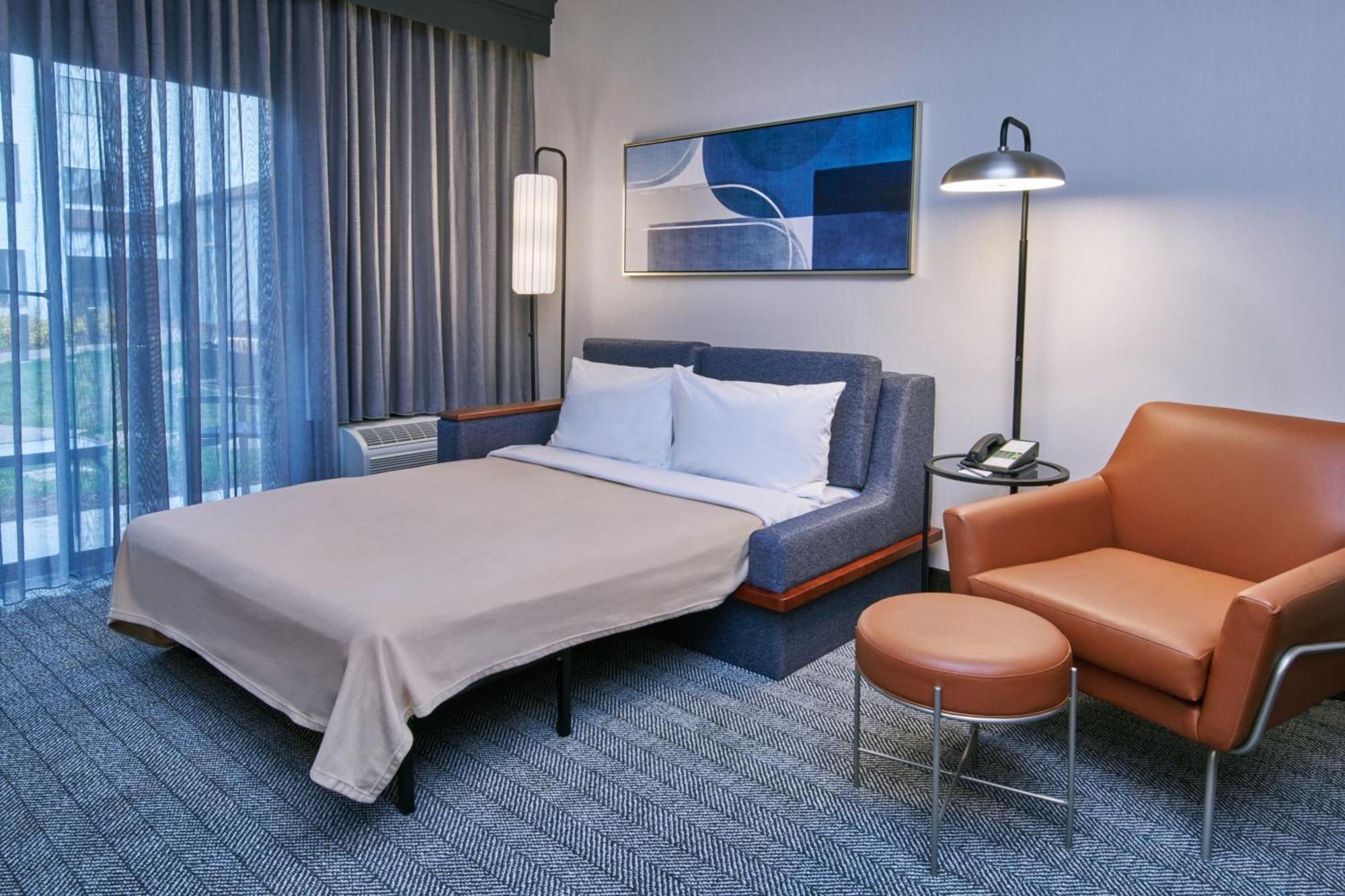 Hotel Courtyard By Marriott Detroit Livonia Esterno foto