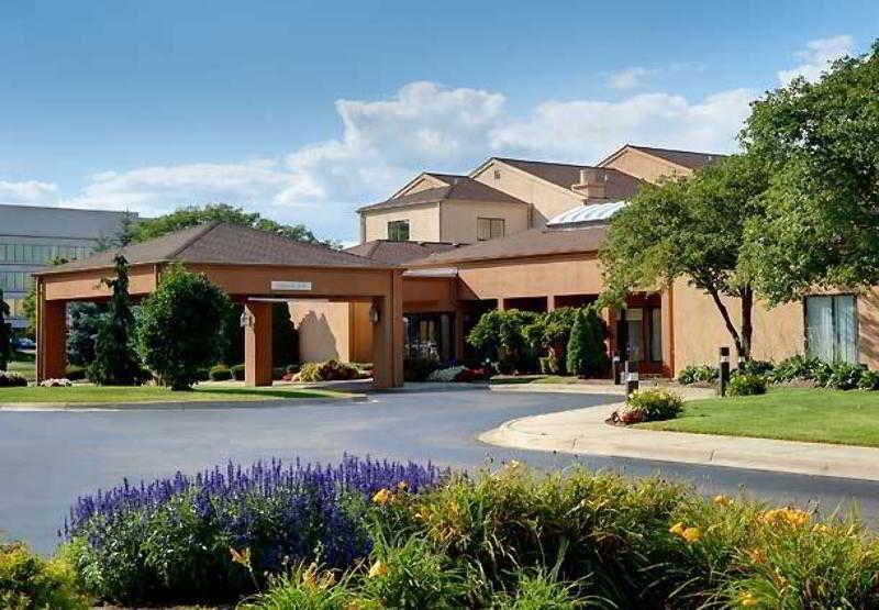 Hotel Courtyard By Marriott Detroit Livonia Esterno foto